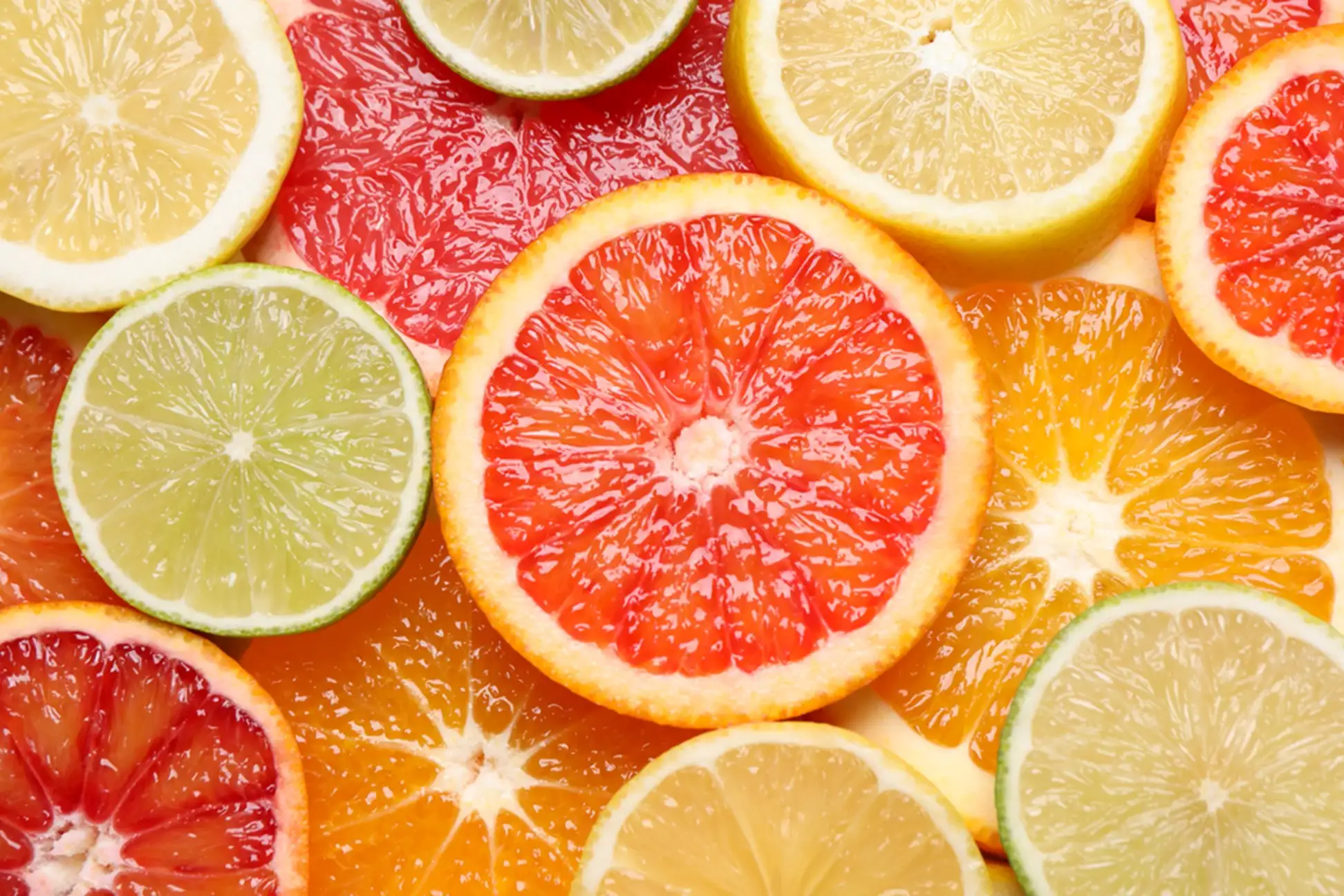 thin slices of grapefruits